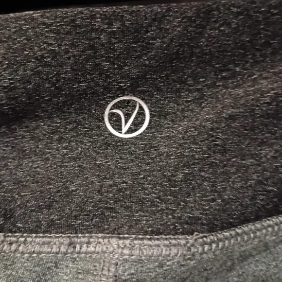 EUC Vogo Athletica Women's L Ankle Leggings Gray Black Stretch Workout Yoga ✨ - Picture 5 of 5